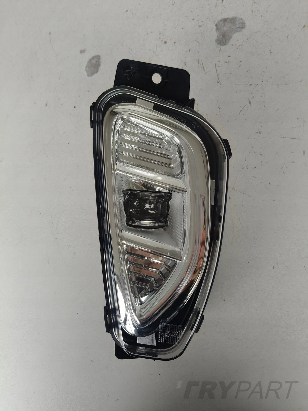 RIGHT LED FOG LIGHT FOR FORD KUGA MK3 19-