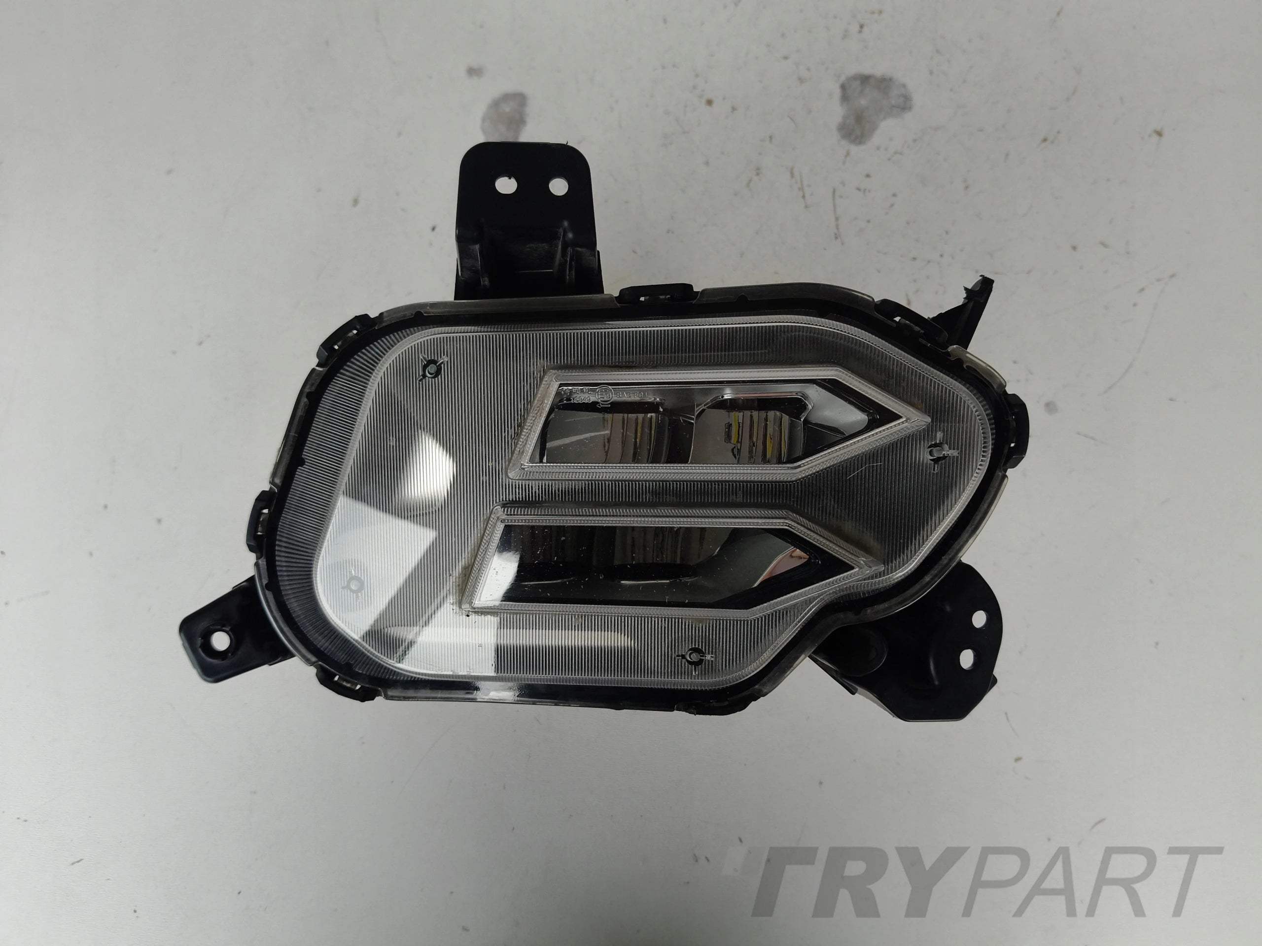 RIGHT LED FOG LIGHT FOR KIA SORENTO IV 20-