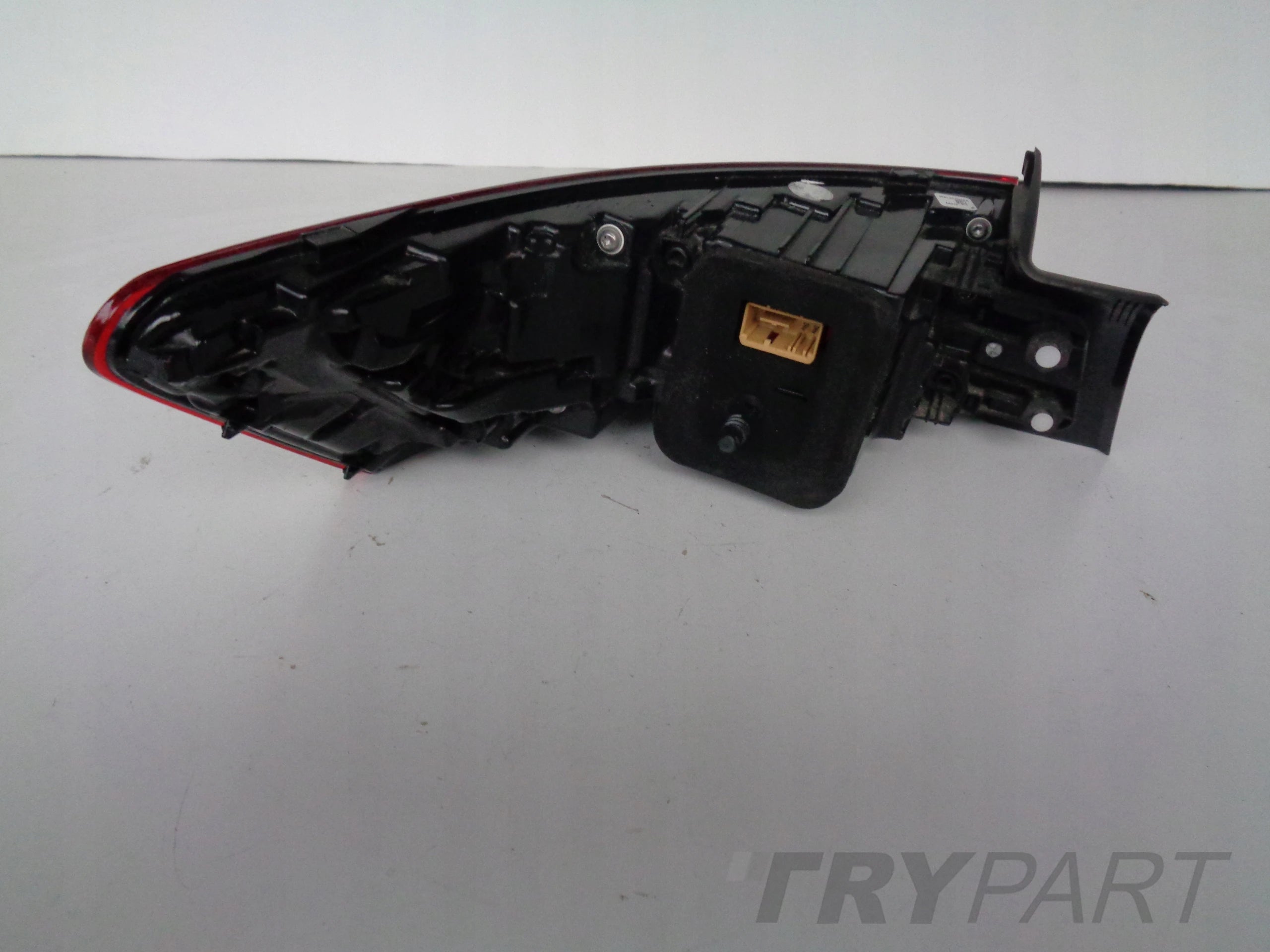 RIGHT REAR LIGHT VW ARTEON 3G8 17- LED