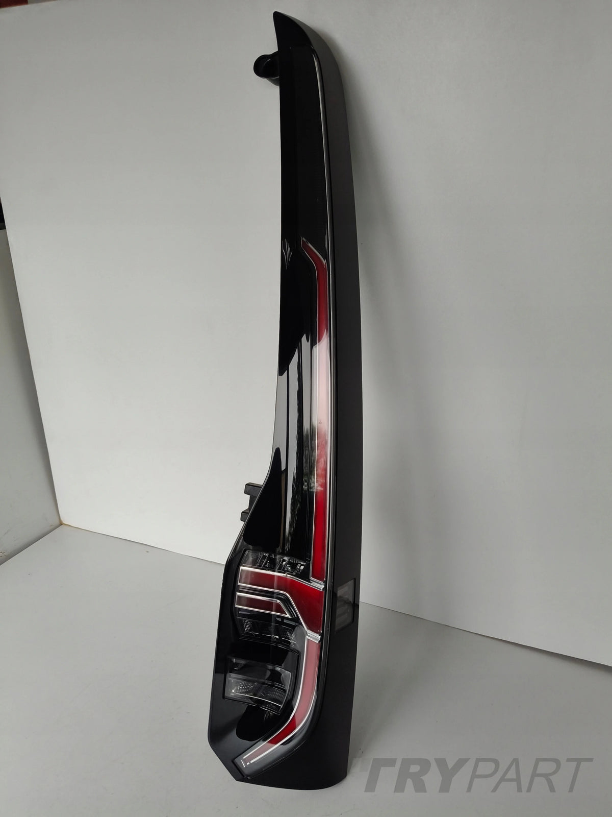 RIGHT REAR LIGHT VW CADDY 2K7 20- LED
