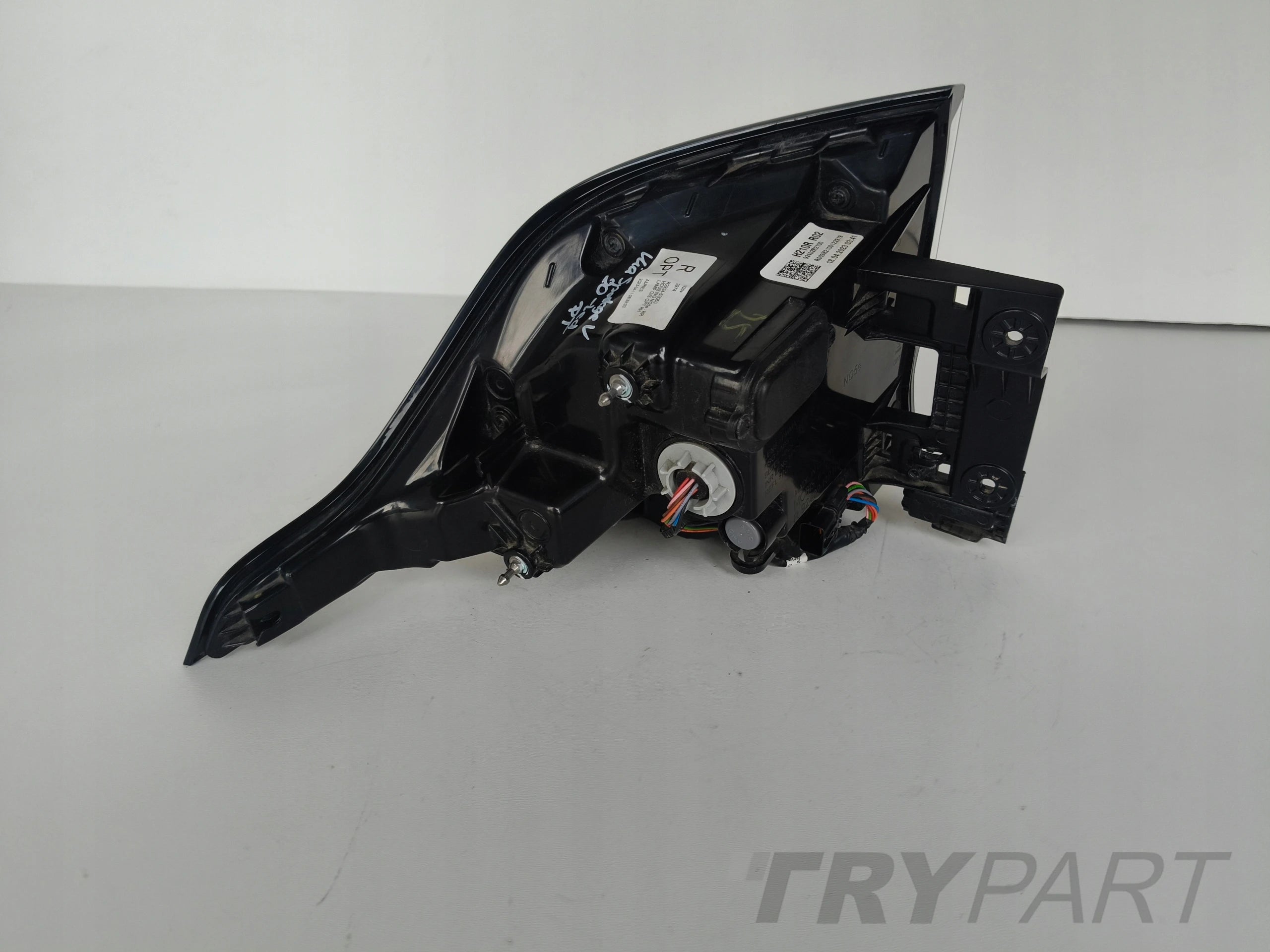 RIGHT REAR TAIL LIGHT KIA SPORTAGE V 20- LED