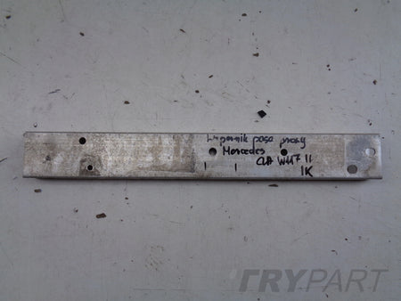 RIGHT SEAT BELT BRACKET MERCEDES CLA W117 13- B-CLASS W246 A-CLASS W176