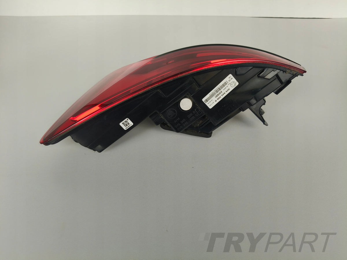 RIGHT TAIL LIGHT SKODA SUPERB III 3 3V 3V9 19- FACELIFT ESTATE LED