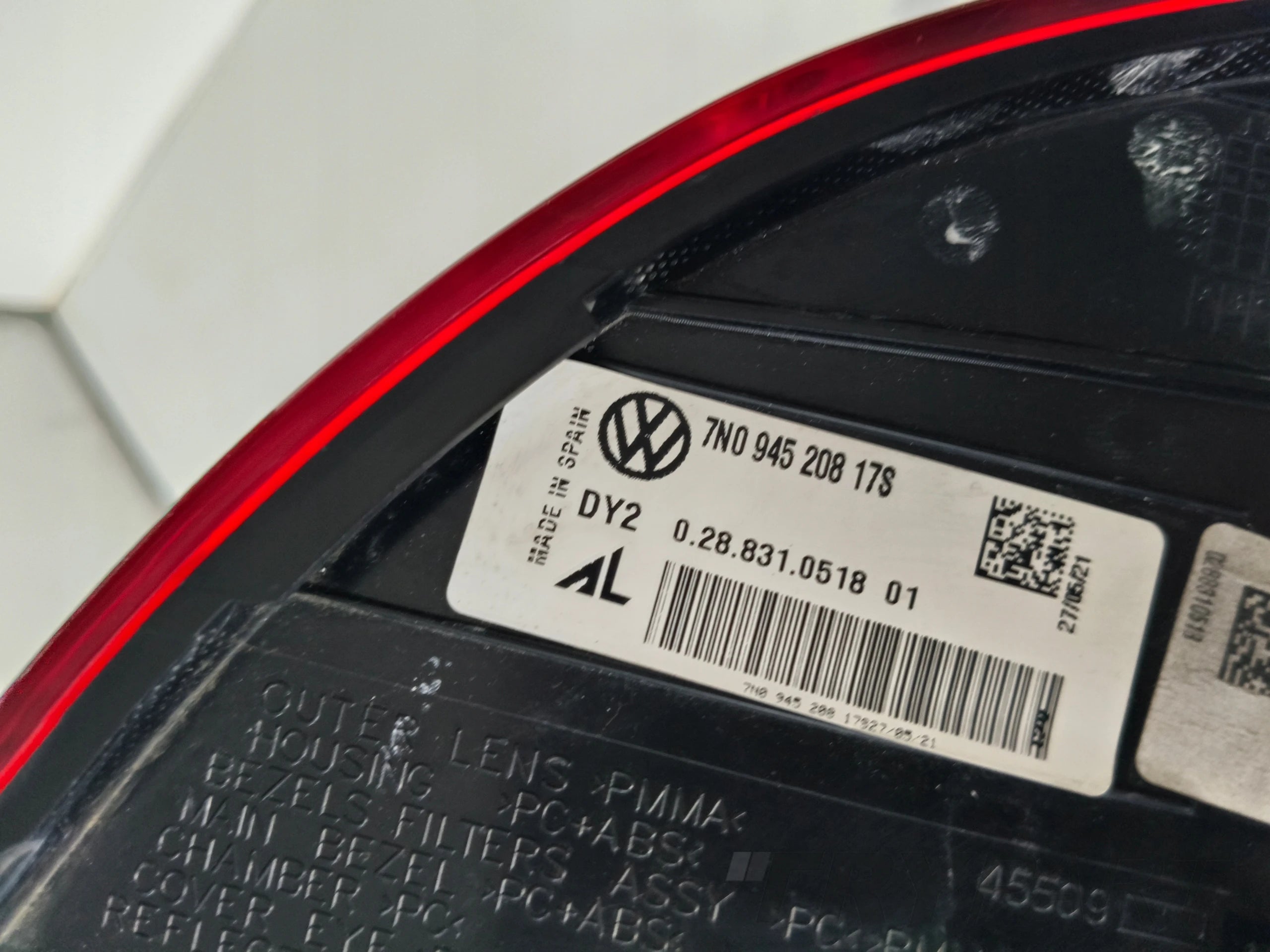 RIGHT TAIL LIGHT VW SHARAN 7N 7N0 LED