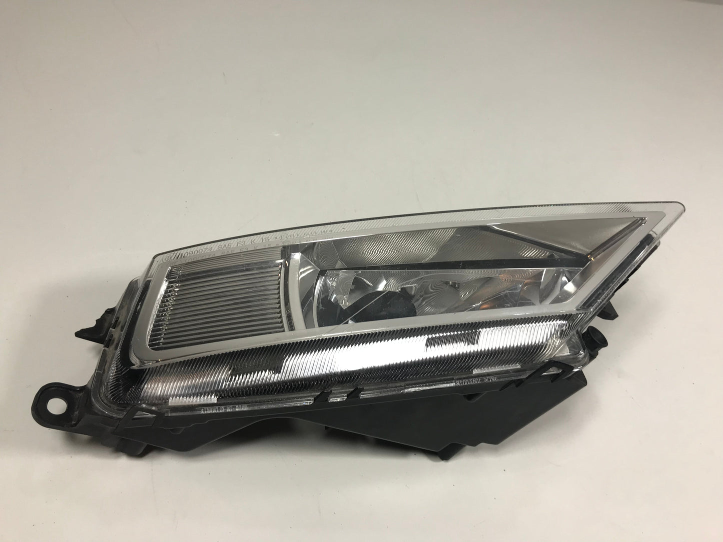 Volkswagen Tiguan 2016-2020 Front Foglight Right 5NA941700A, 10472040000