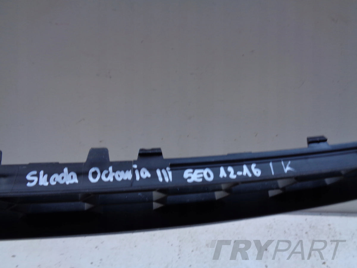 SKODA OCTAVIA III 3 5E 5E0 12-16 BUMPER GRILLE