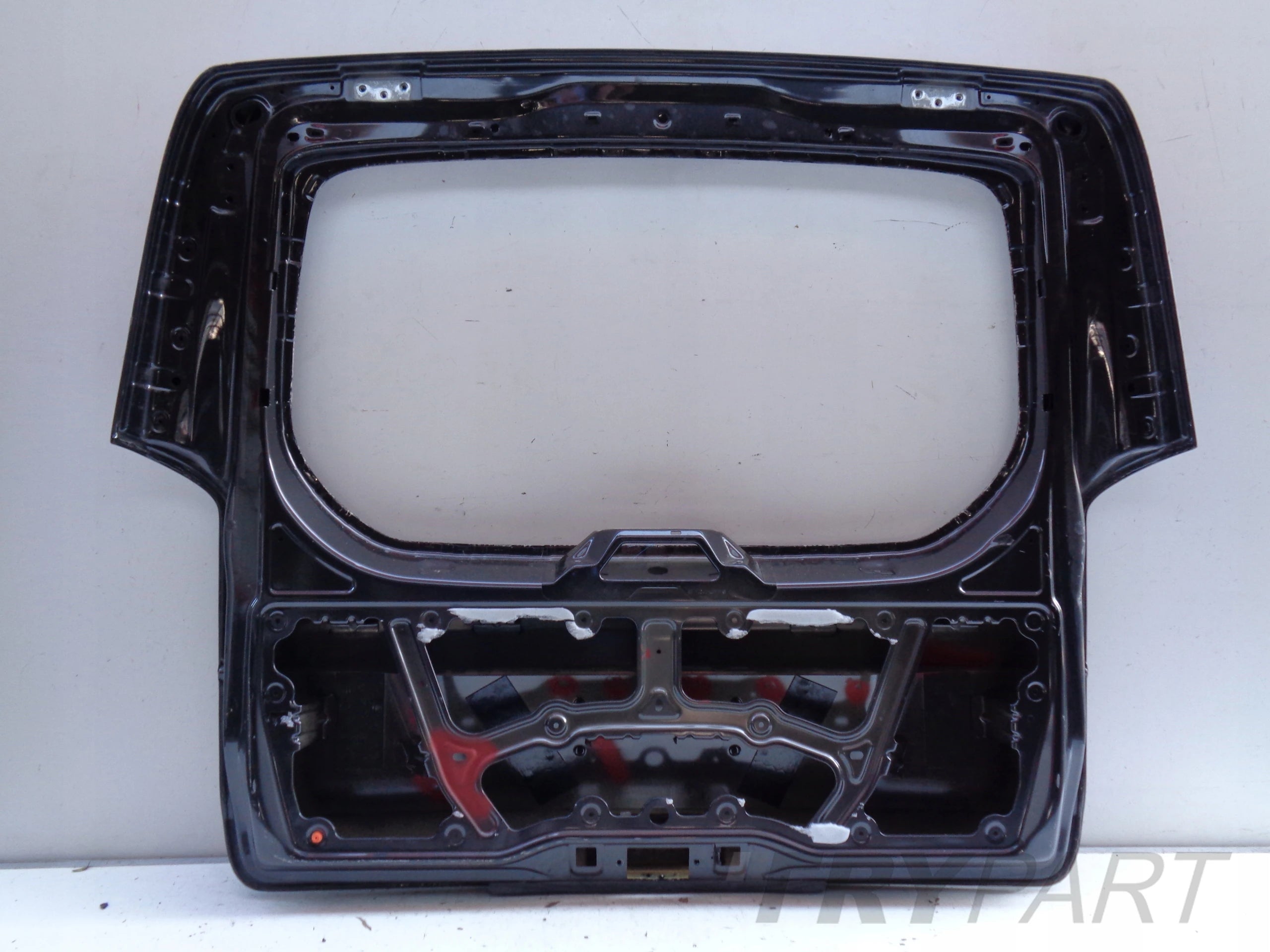 TAILGATE MERCEDES V-KLASA W447 14- NO. 45988A