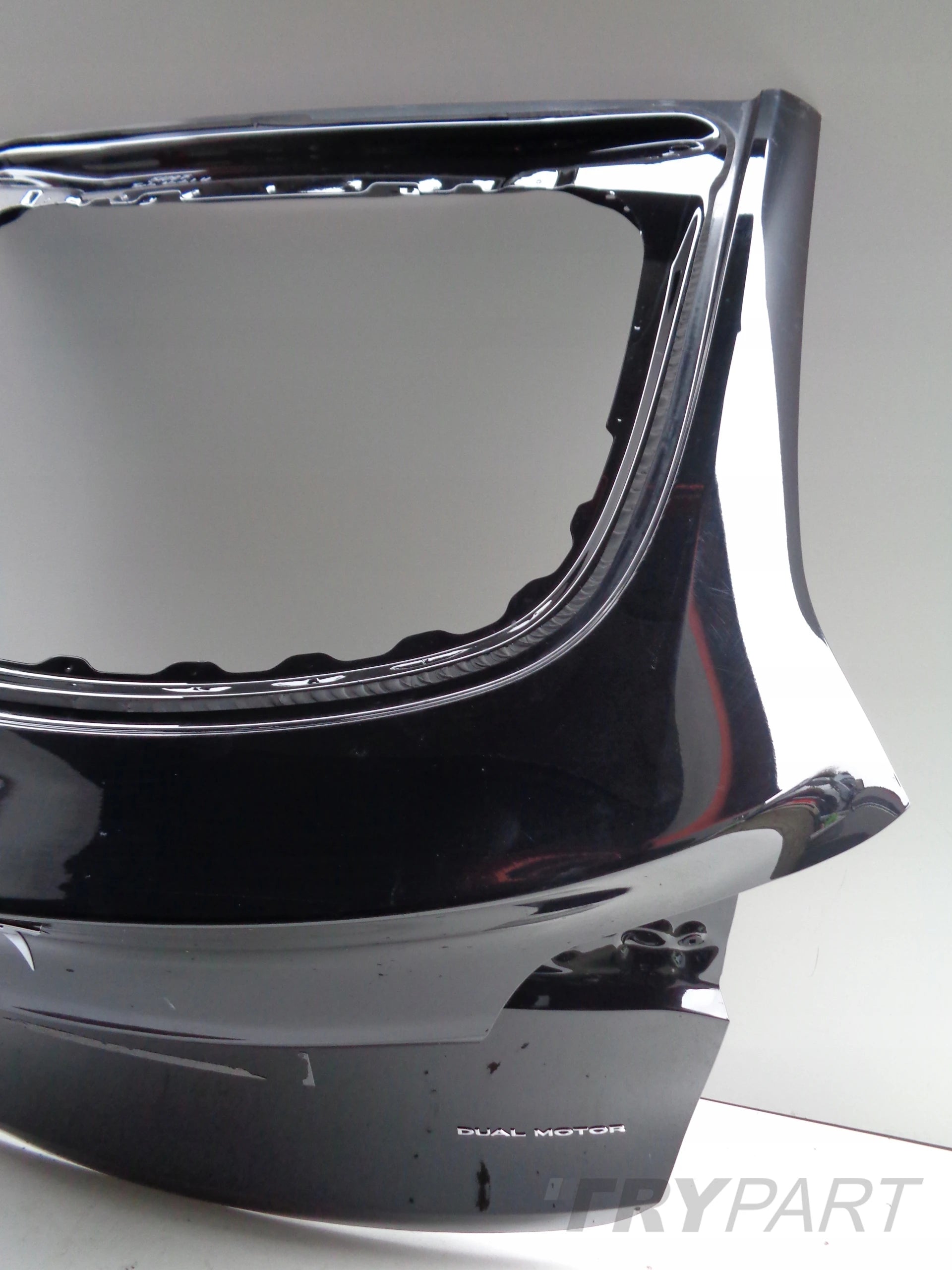 TESLA MODEL Y REAR TAILGATE NO. 51097