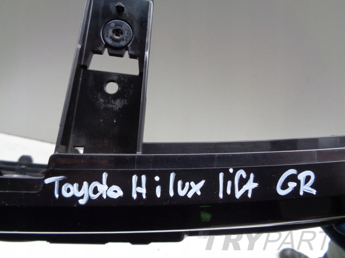TOYOTA HILUX 20- LIFT GR SPORT RADIATOR GRILLE