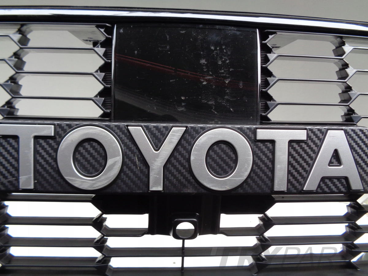 TOYOTA HILUX 20- LIFT GR SPORT RADIATOR GRILLE