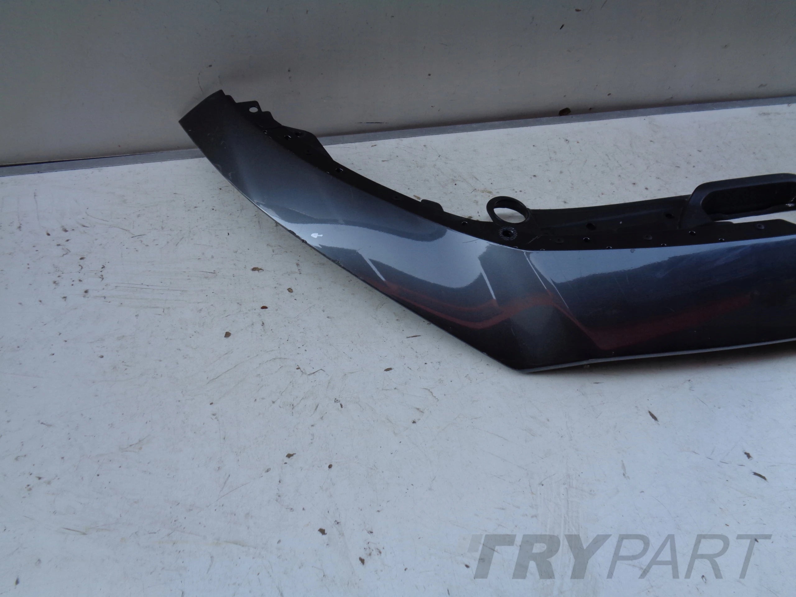 UPPER BUMPER TRIM GRILLE MAZDA 3 19-
