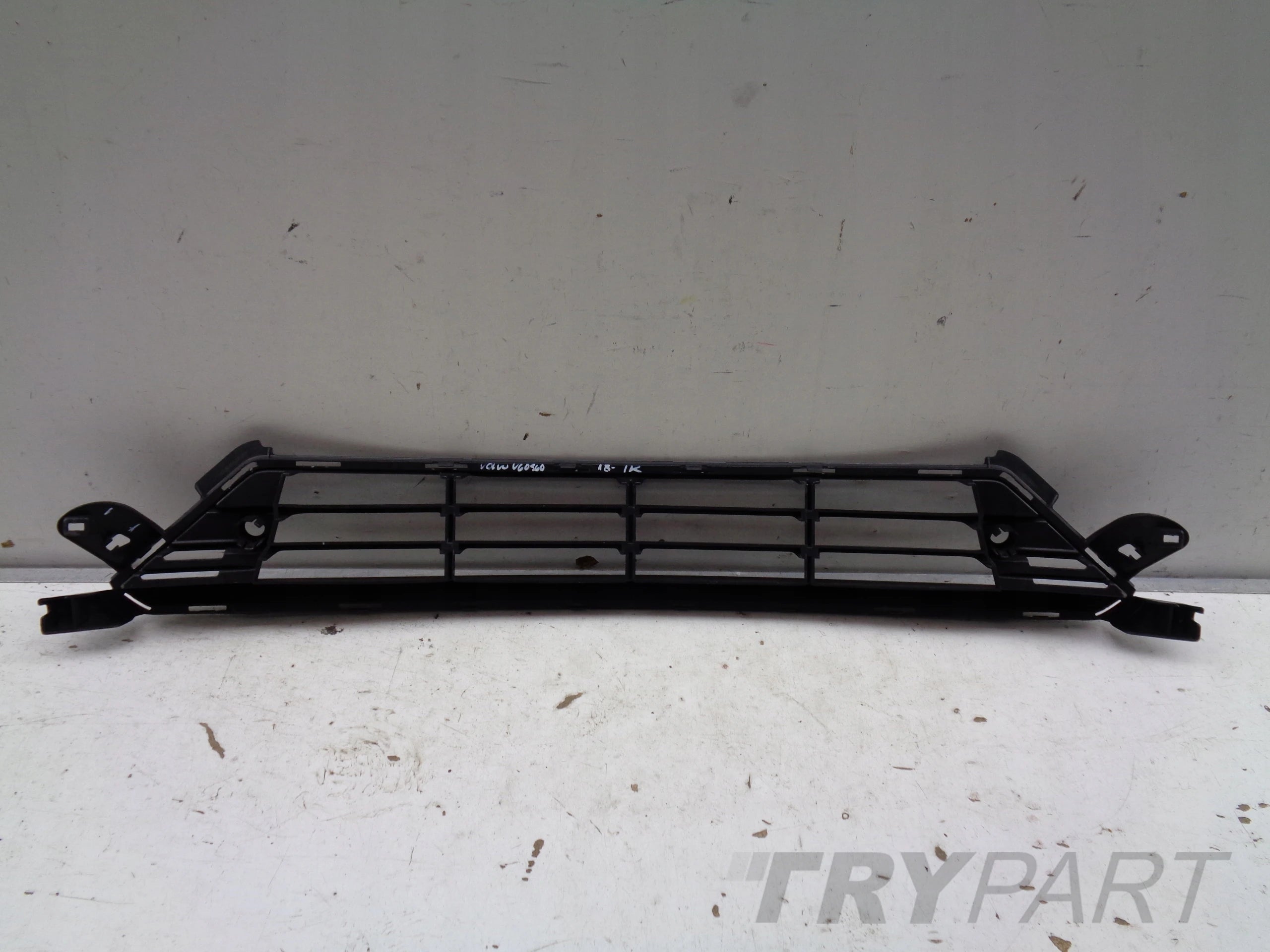 VOLVO V60 S60 III 18- BUMPER GRILLE