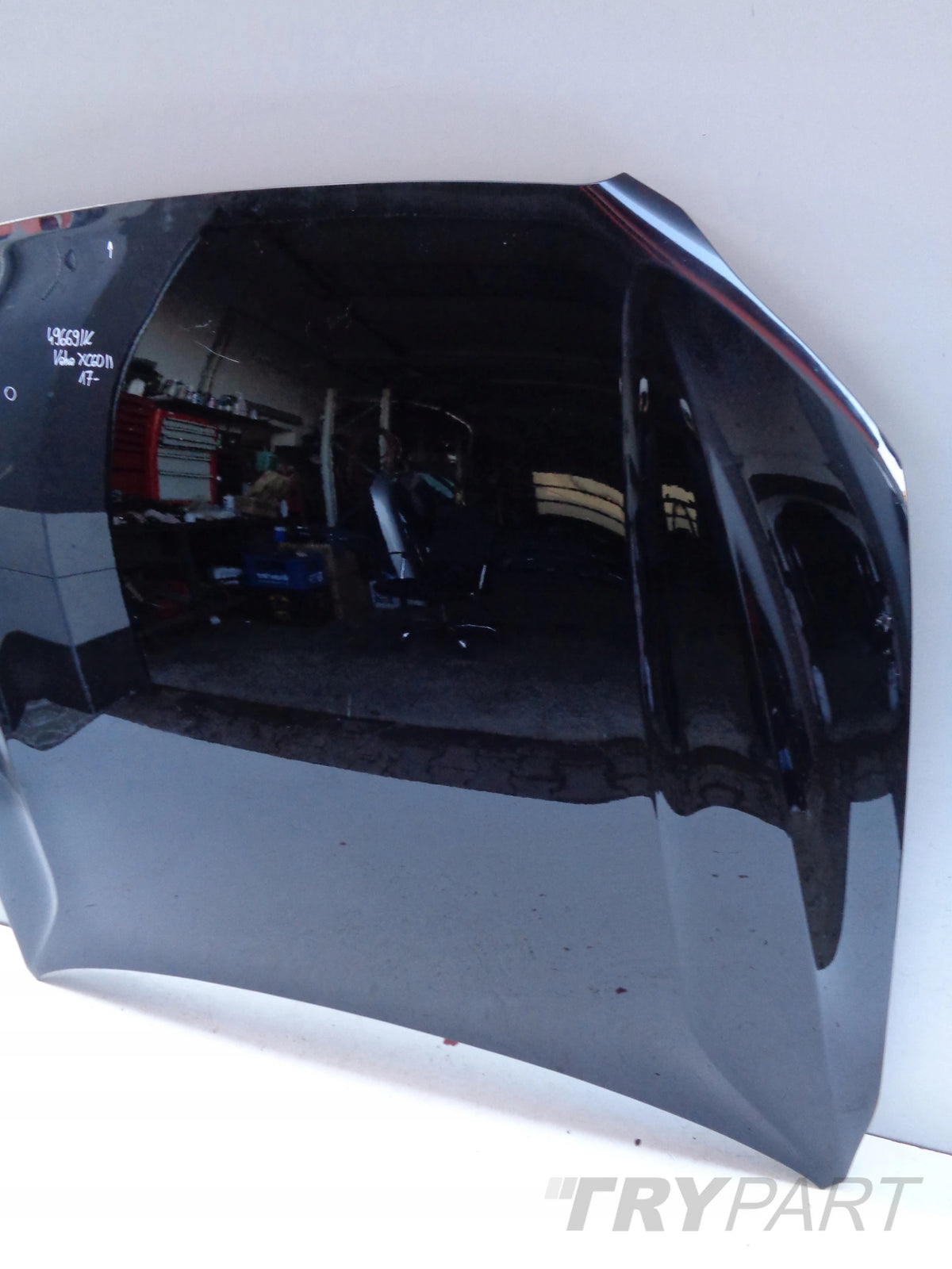 VOLVO XC60 II 17- ENGINE HOOD COVER NO. 49663