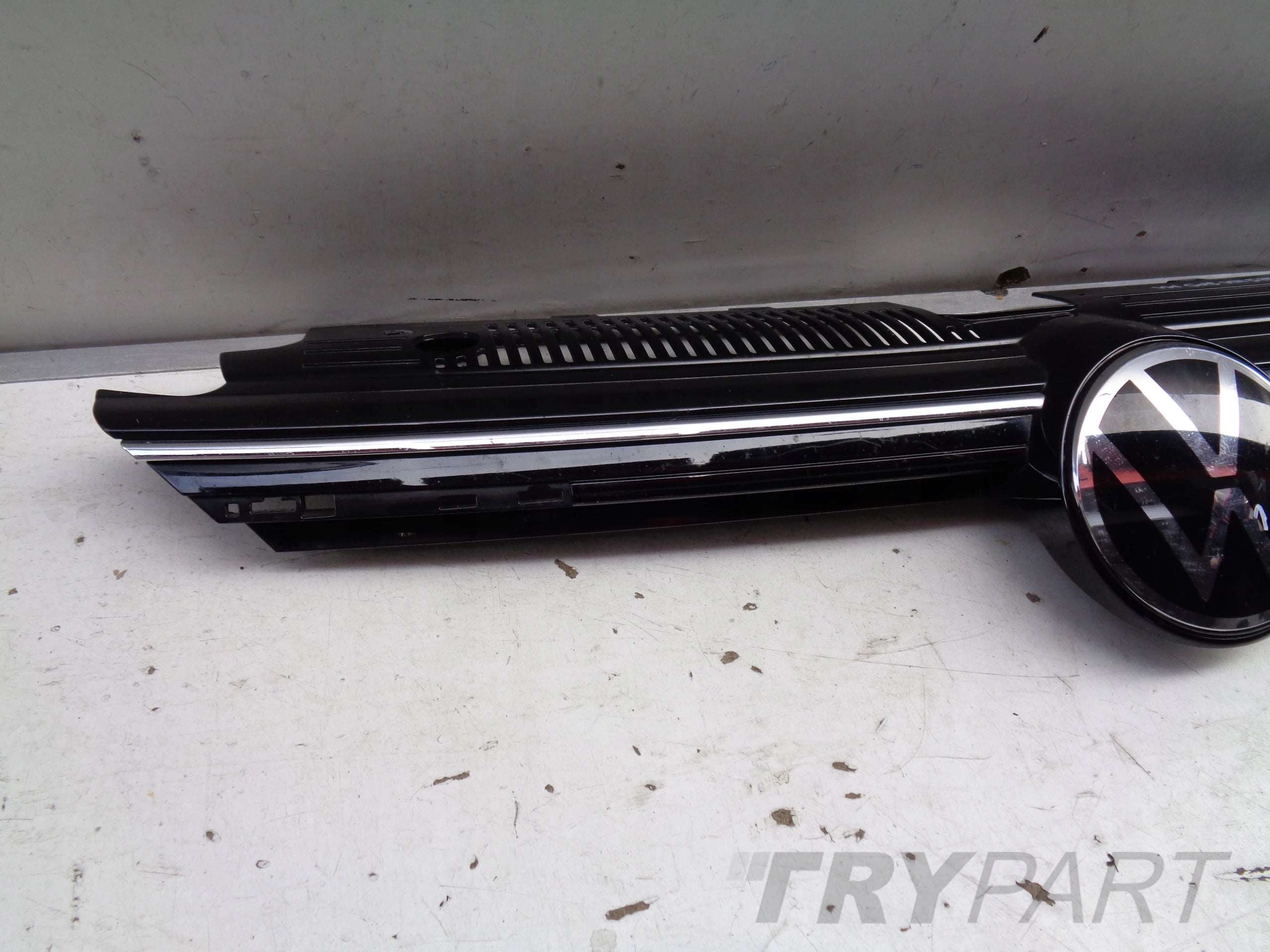 VW GOLF VIII 8 5H 5H0 20- R-LINE RADIATOR GRILLE