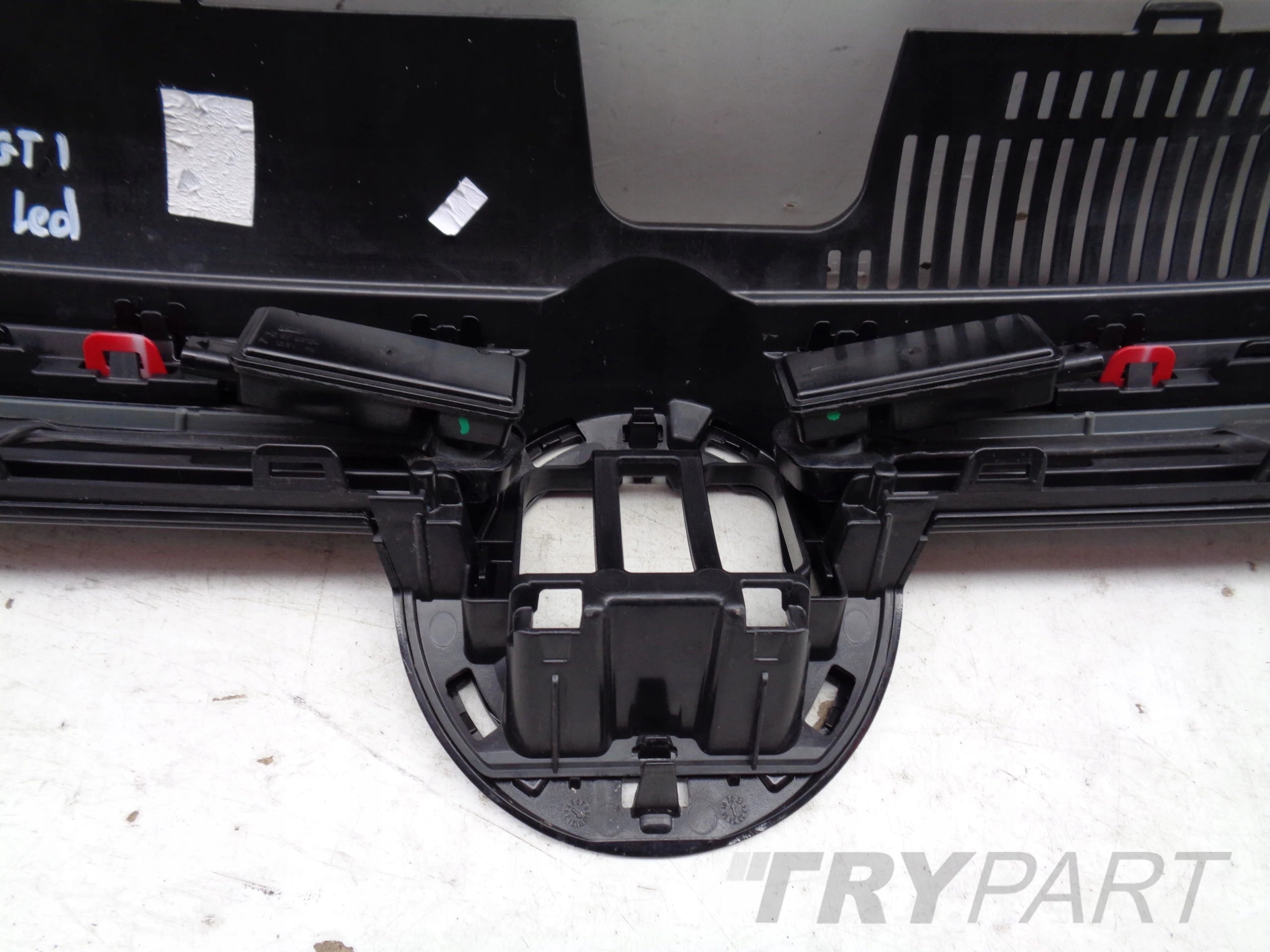 VW GOLF VIII 8 GTI 5H 5H0 20- LED Grille Trim
