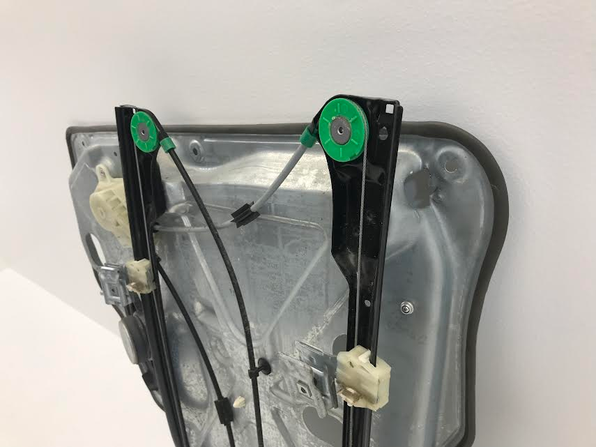 VOLKSWAGEN Transporter T6 2015- Front Left Door Window Regulator 7E1837729R