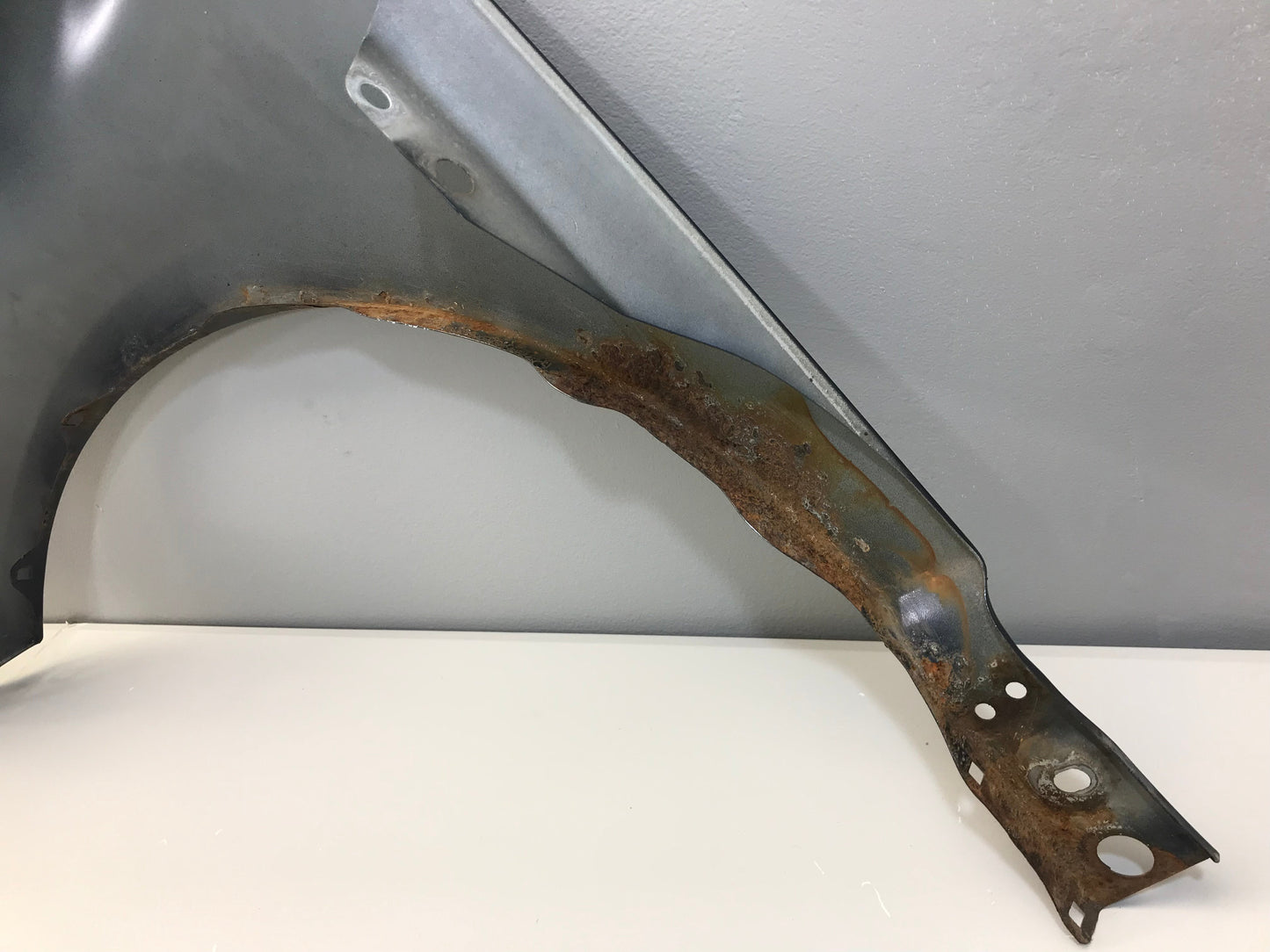 Volvo XC60 2013-2017 Wing Right Side OEM: 30762402