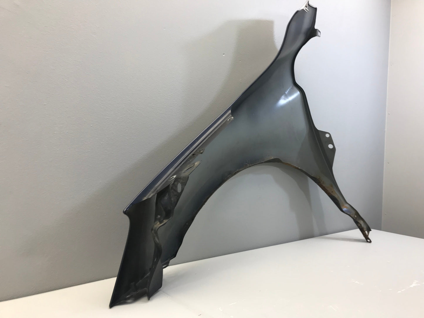 Volvo XC60 2013-2017 Wing Right Side OEM: 30762402