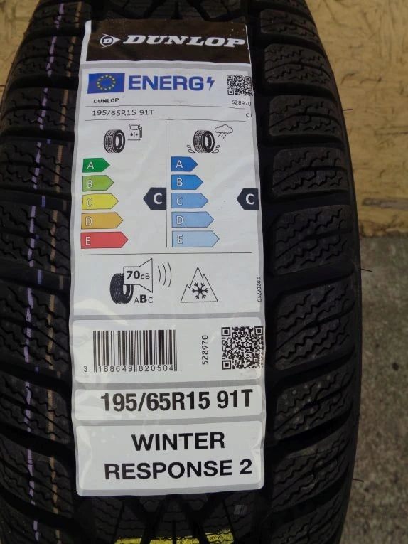 Dunlop SP Winter Response 2 195/65 R15 TIRE