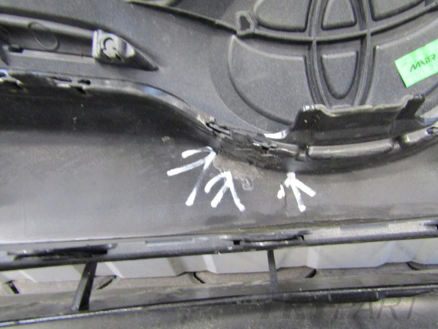 Front Bumper Toyota Avensis 3 III T27 Lift 15-18