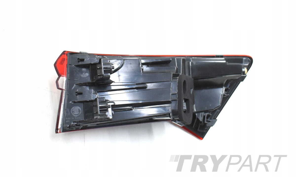 SKODA KODIAQ 565 LIFT LEFT REAR EXTERIOR LED LIGHT 565945207B