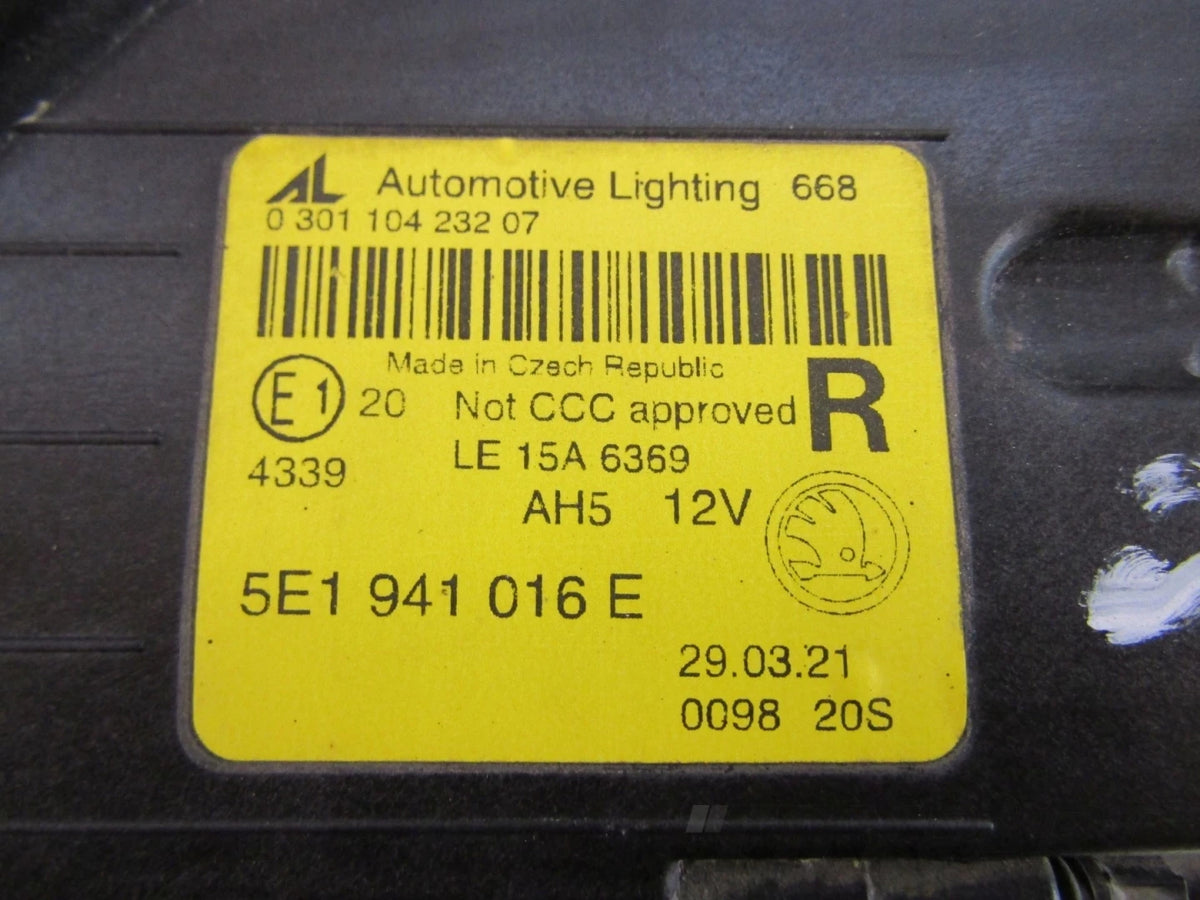 Front Headlight Skoda Octavia 3 III LIFT FULL LED 16-20 RH RIGHT 5E1941016E