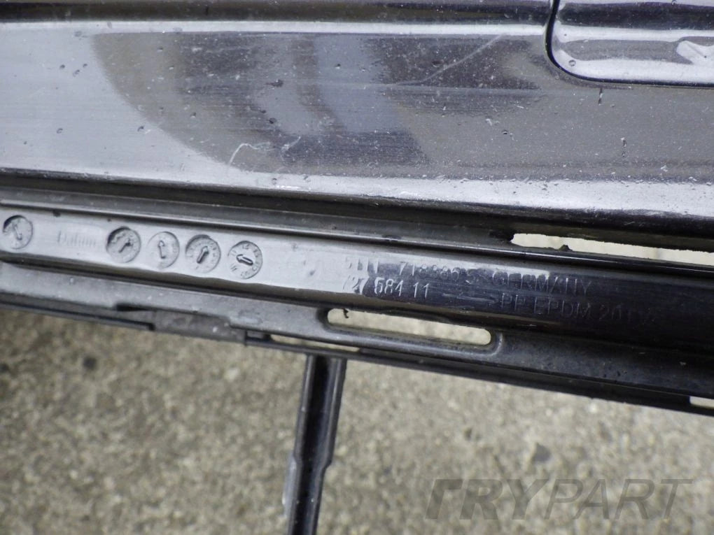 BMW 7 F01 F02 08- Front Bumper