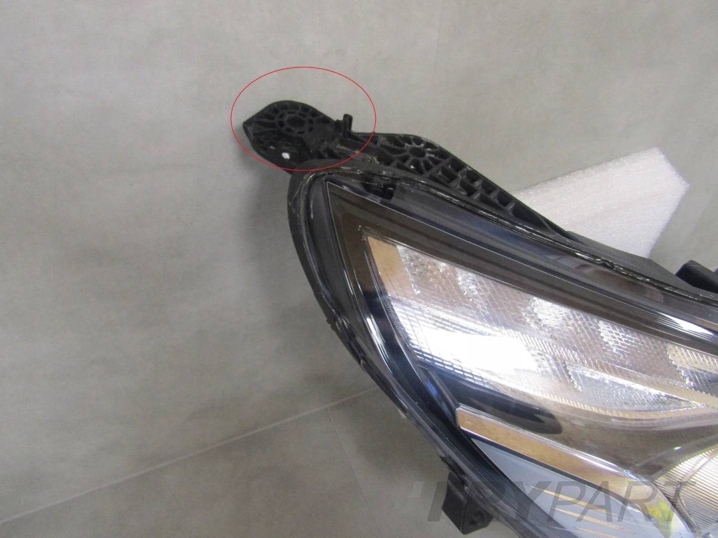 HEADLIGHT FORD SMAX II LIFT STANDARD LED LENS KIT RH 20-23