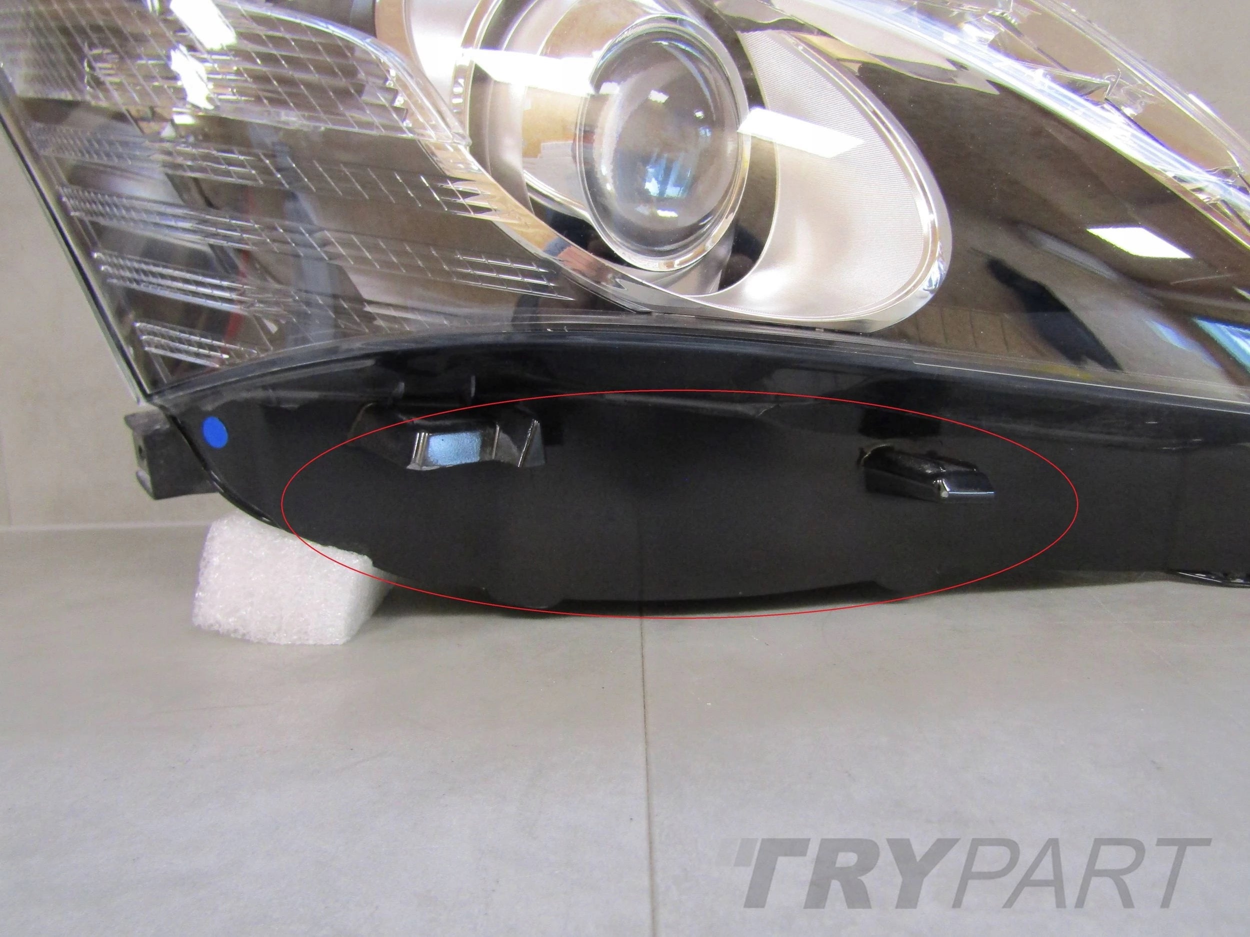 TOYOTA AVENSIS T27 LIFT 11-15 HEADLIGHT XENON SWIVEL RH RIGHT 10000-176