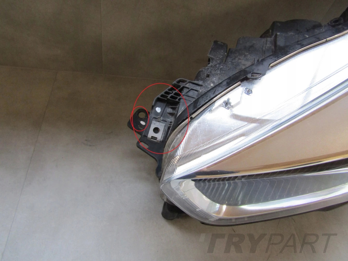 HEADLIGHT FORD KUGA 2 II MK2 LIFT REGULAR 16- LH GV41-13W030-AH