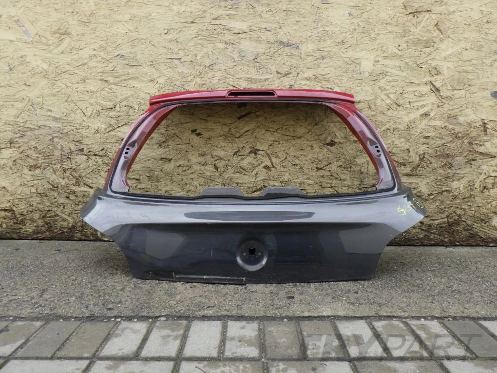 OPEL ADAM rear hatch