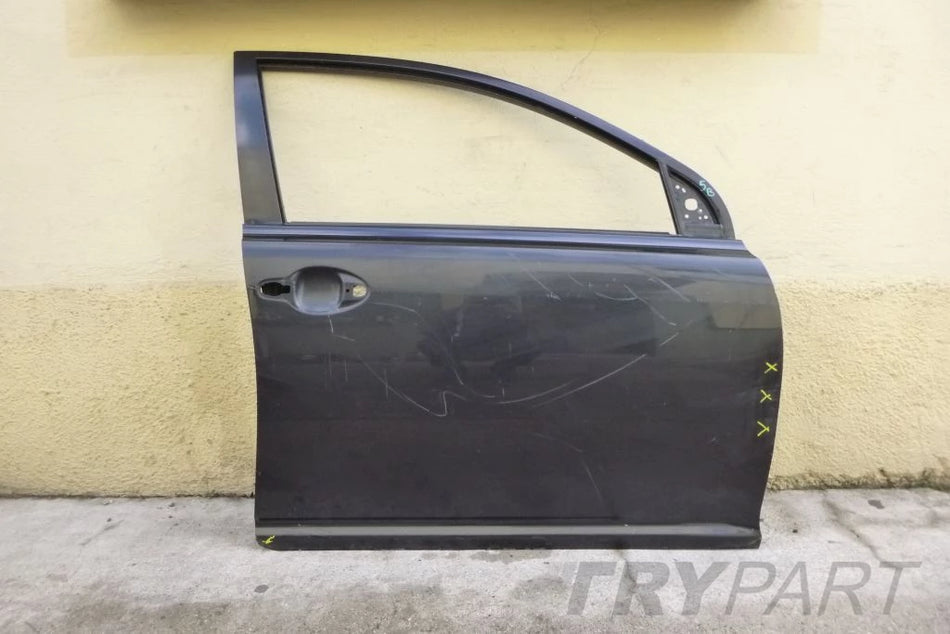 TOYOTA AVENSIS II T25 Front Right Door