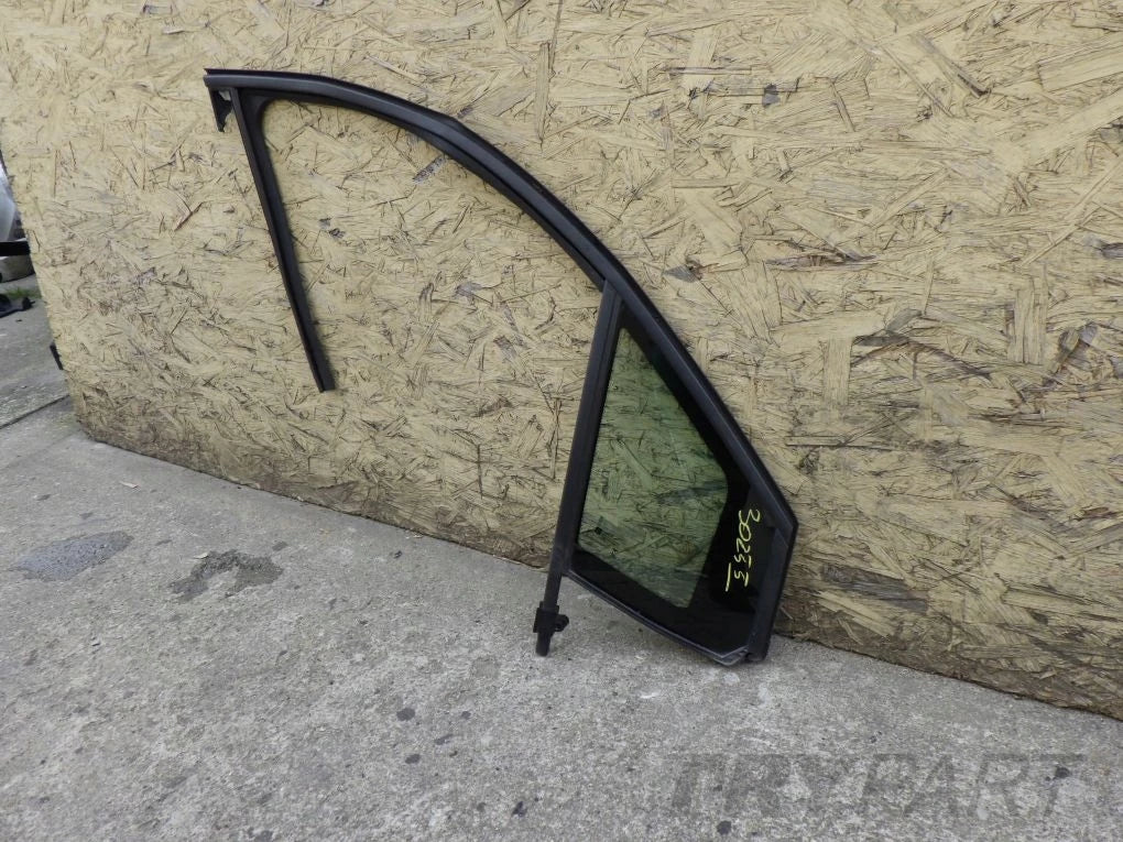 OPEL ASTRA V K 5 15- Right Door Window Triangle