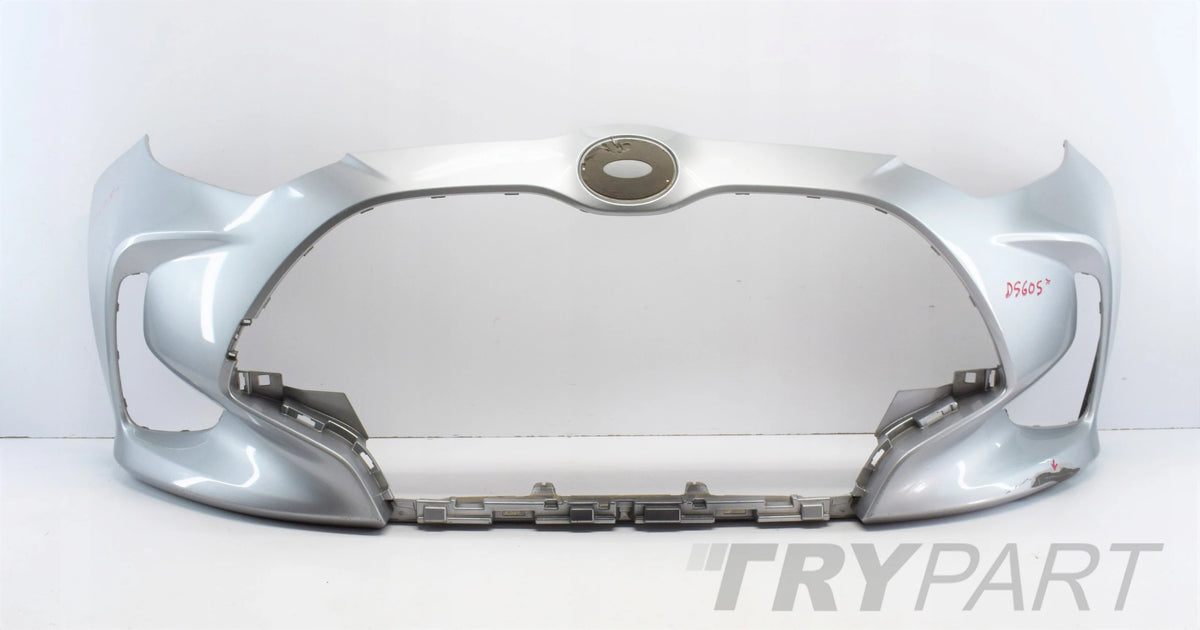 TOYOTA YARIS IV FRONT BUMPER ORG 20+