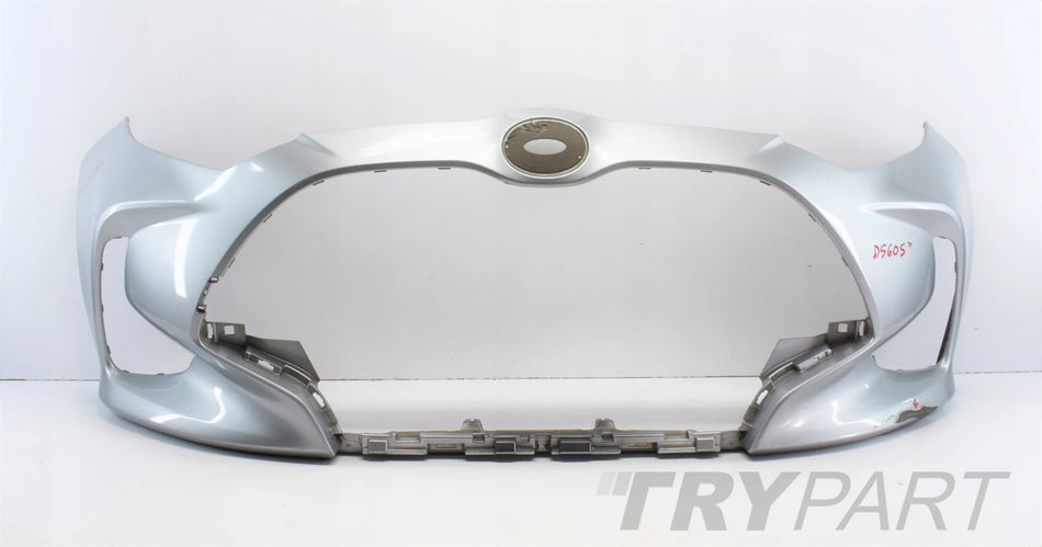 TOYOTA YARIS IV FRONT BUMPER ORG 20+
