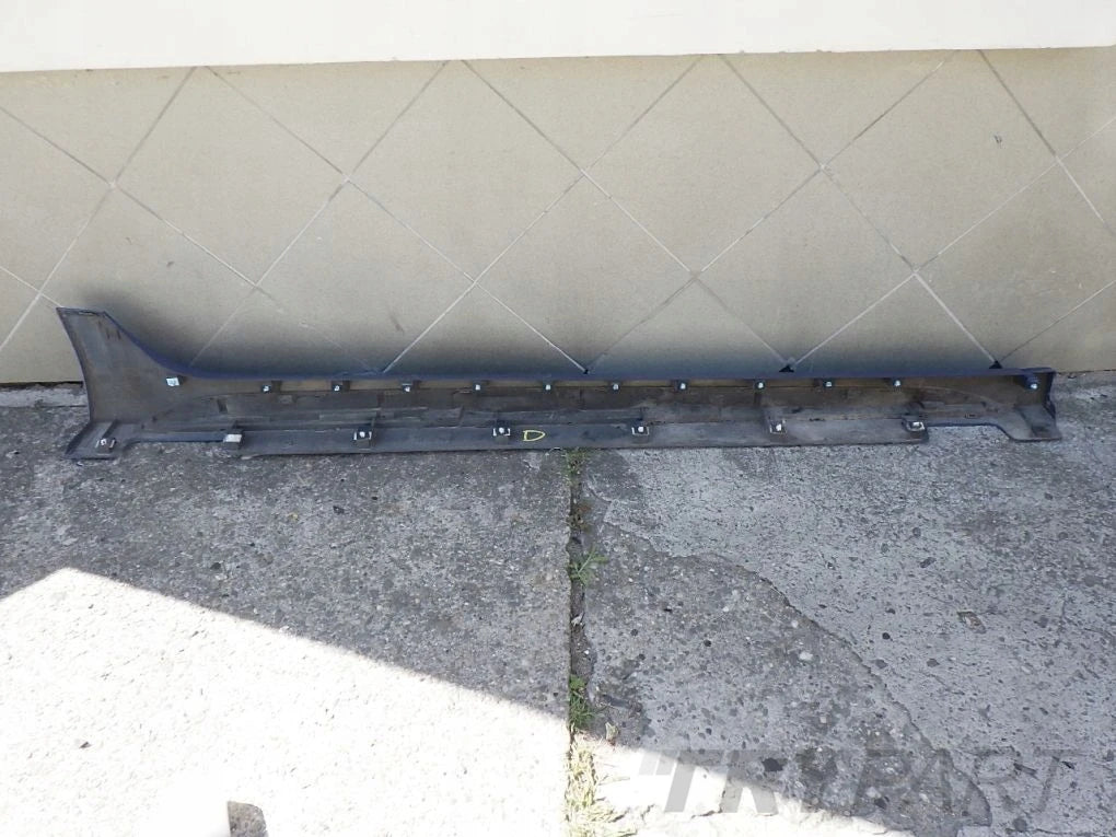 KIA PROCEED III 3 GT 18- Left Sill Trim