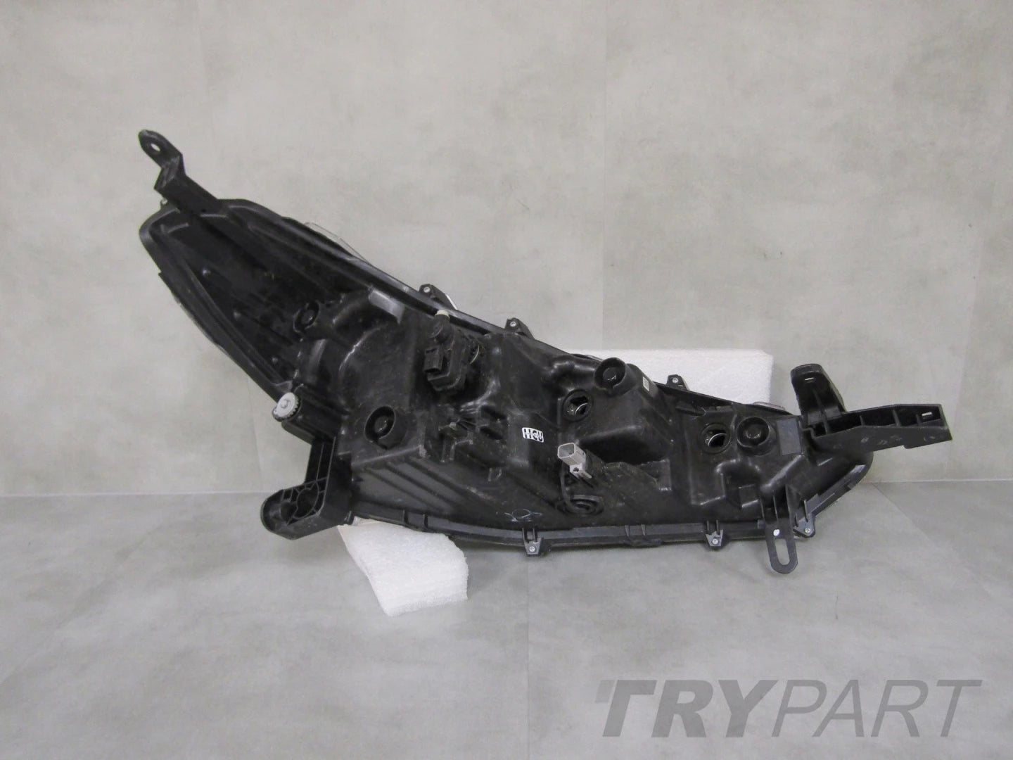 HEADLIGHT TOYOTA COROLLA CROSS LED 20- LH