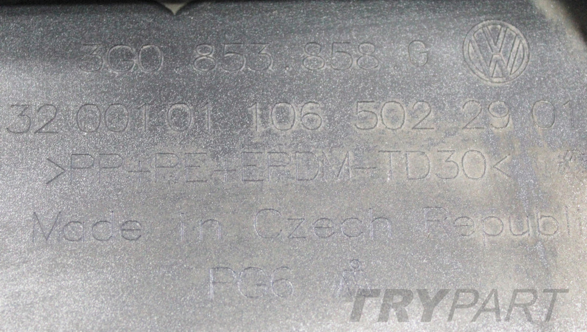 VW PASSAT B8 R LINE 3G0 RIGHT SILL MOULDING