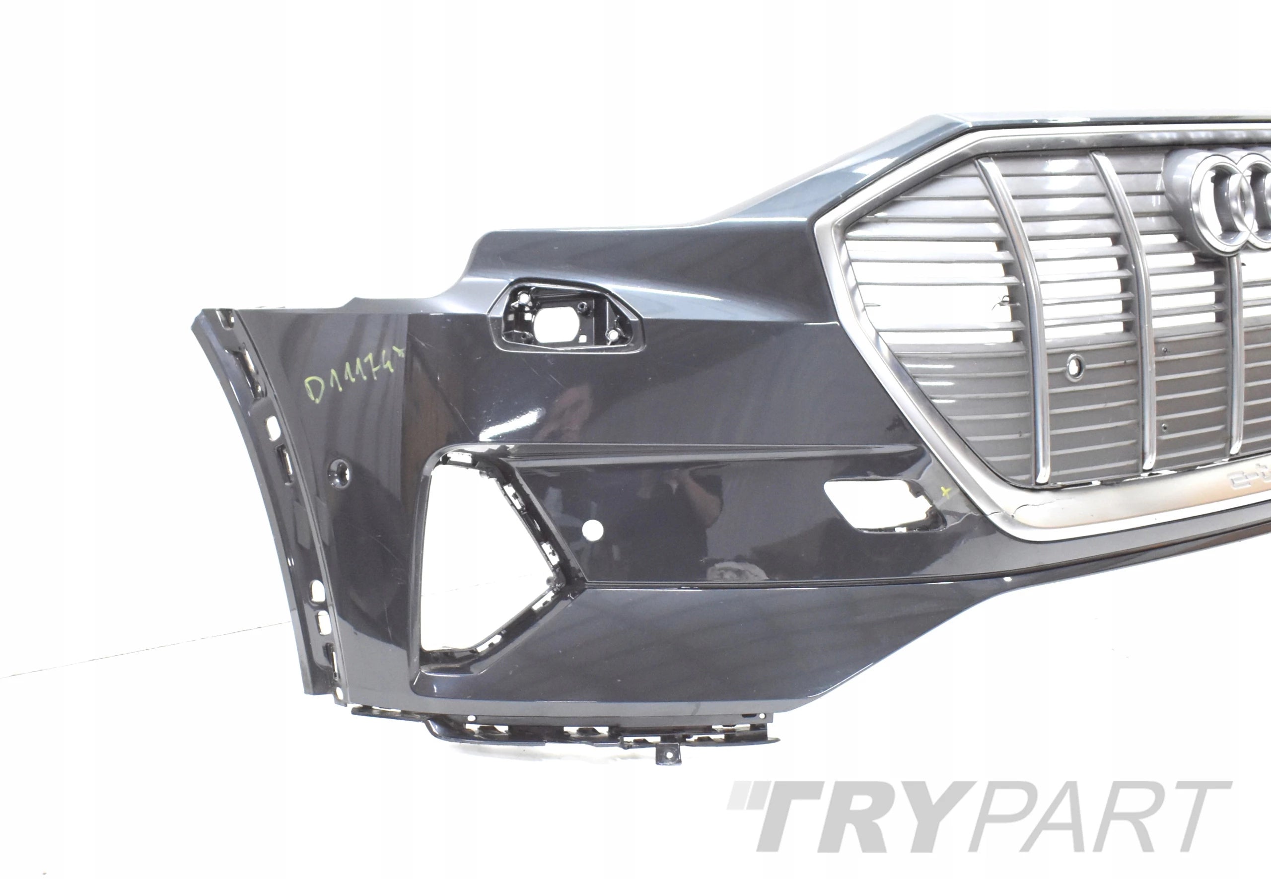 AUDI E TRON 4KE FRONT BUMPER ORG