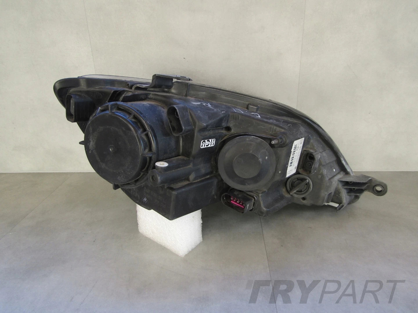 Front Headlight VW Golf 6 VI Plus + STANDARD 09-14 LH 5M1941005G