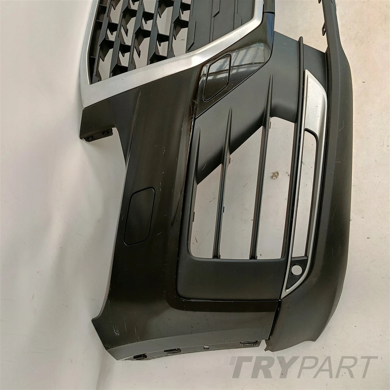 FRONT BUMPER AUDI Q2 81A 81A807438A