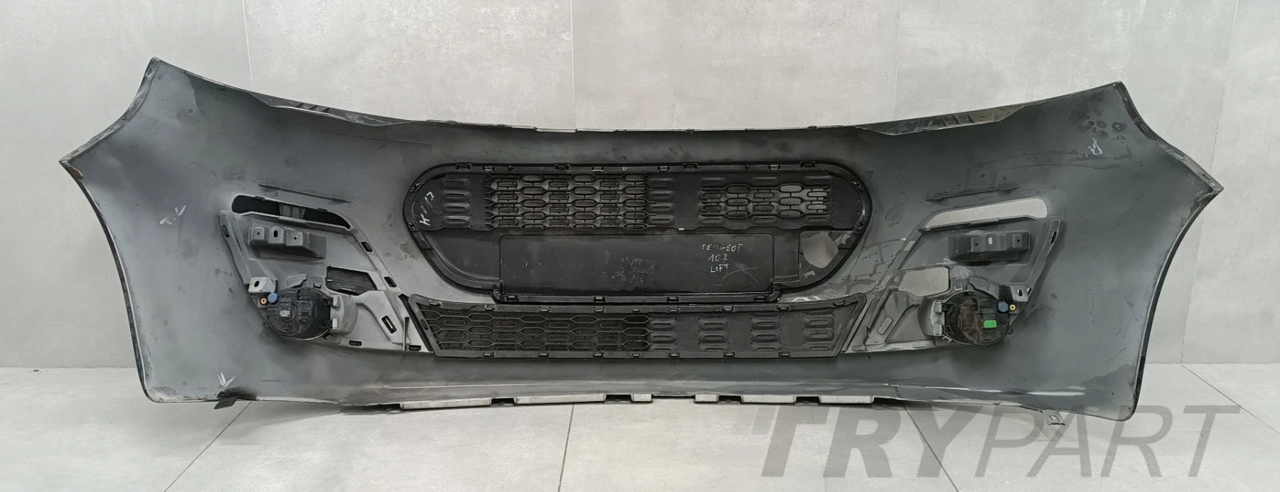 Front bumper Peugeot 107 II Lift 12-14 / + fog lights
