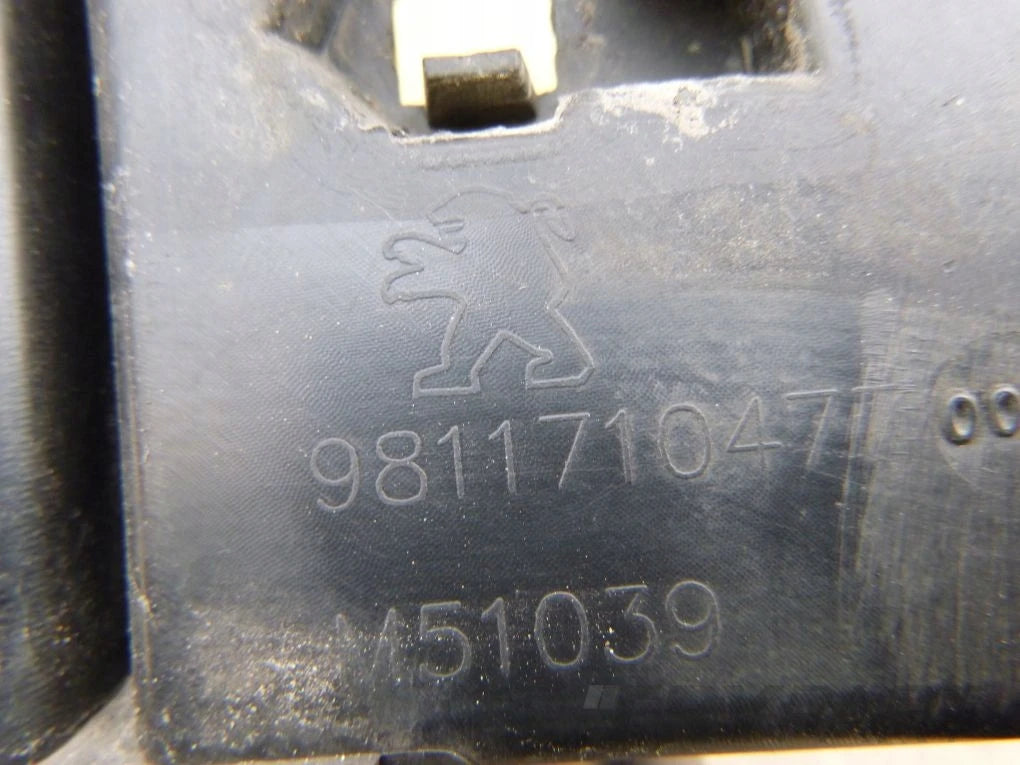 PEUGEOT EXPERT 17- grille catch
