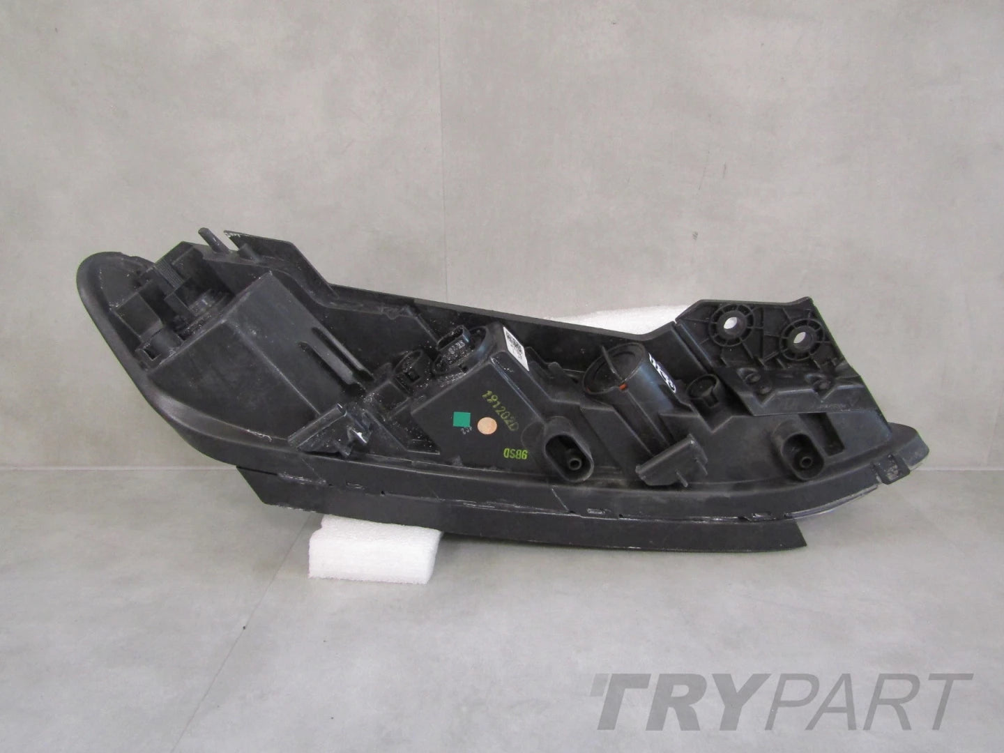 Hyundai Kona 1 I LED DRL 17-21 LH Headlight 92207 J9000