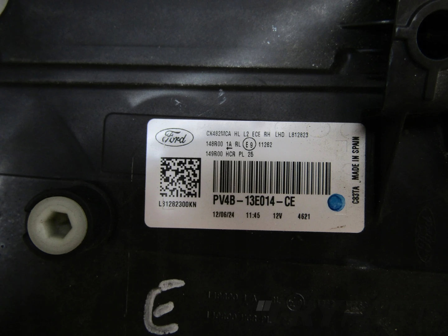 FRONT HEADLIGHT FORD KUGA 3 III MK3 LIFT LED 24- RH PV4B-13E014-CE