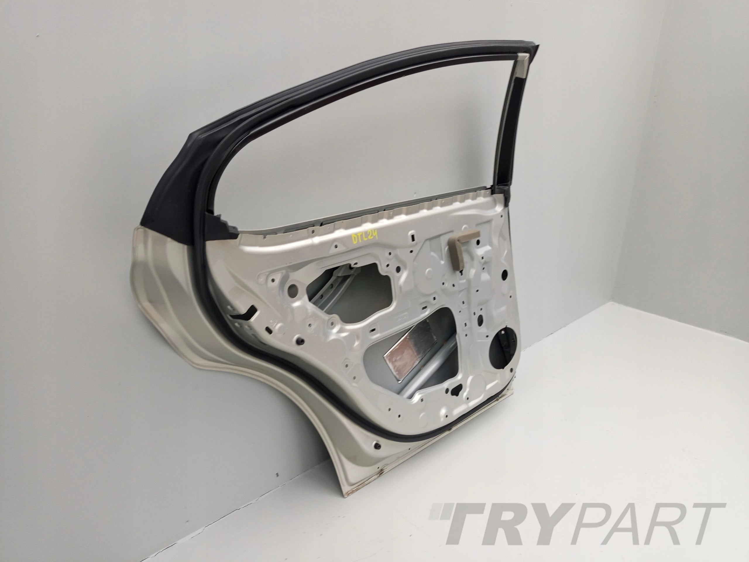 LEXUS ES300H 20- DOOR REAR REAR LEFT ORYG 6700433311
