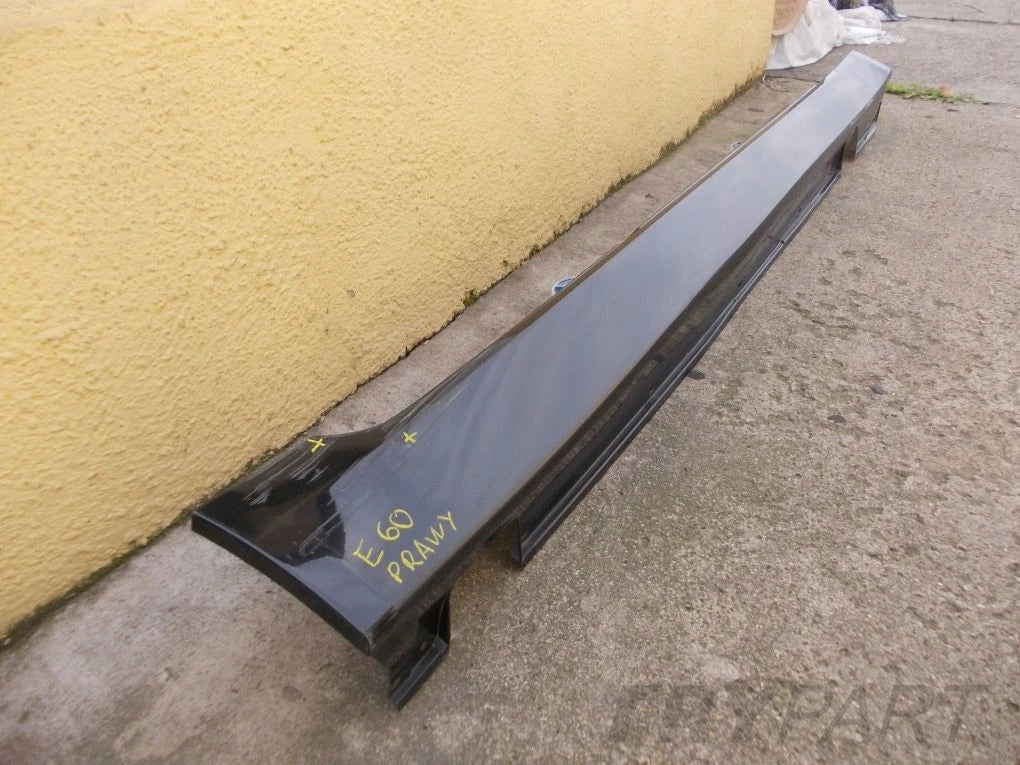 BMW 5 E60 E61 right sill cover