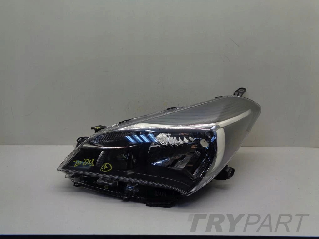 TOYOTA YARIS III LIFT 13- LEFT HEADLIGHT