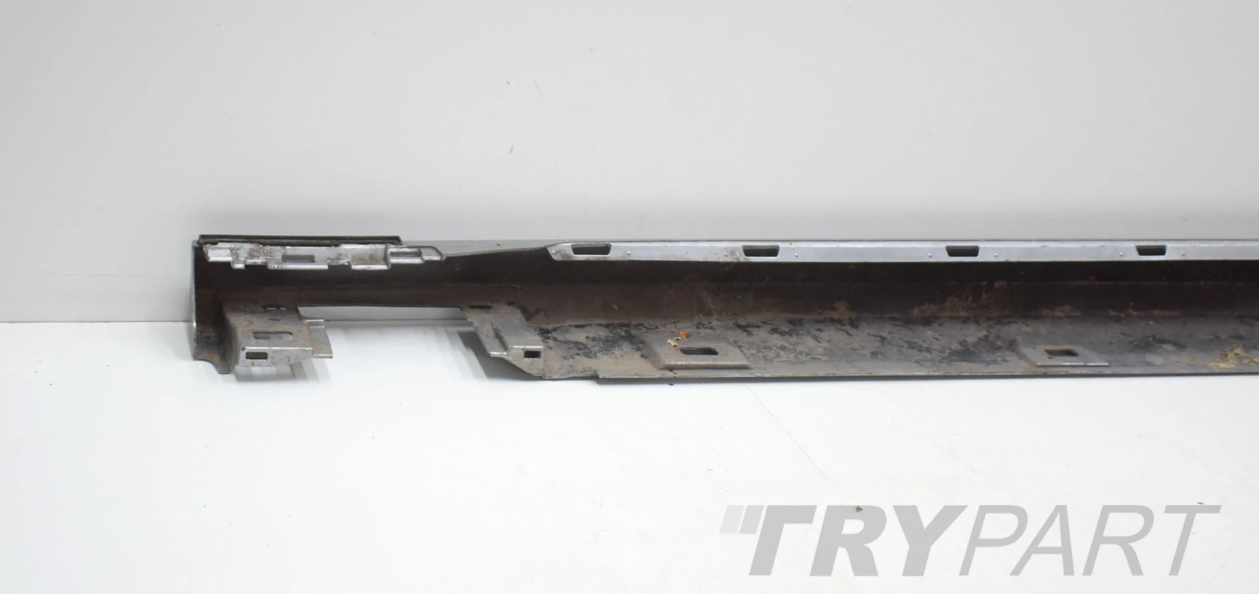 AUDI A6 C7 S LINE LIFT RIGHT SILL STRIP ORG