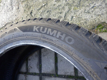 KUMHO SOLUS 4S HA32 225 45 R19 All-Season Tire